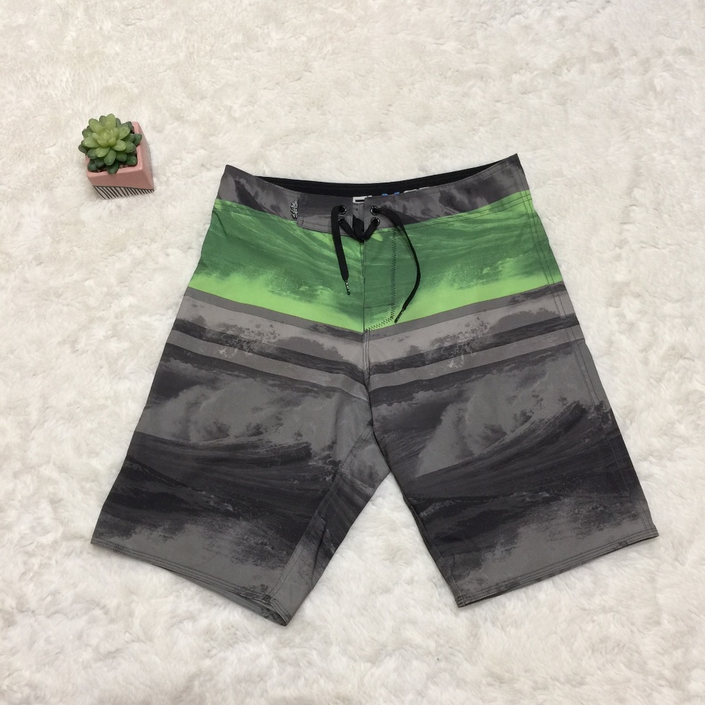 Salt Life SLX-QD AquaTrunks Swim Trunks